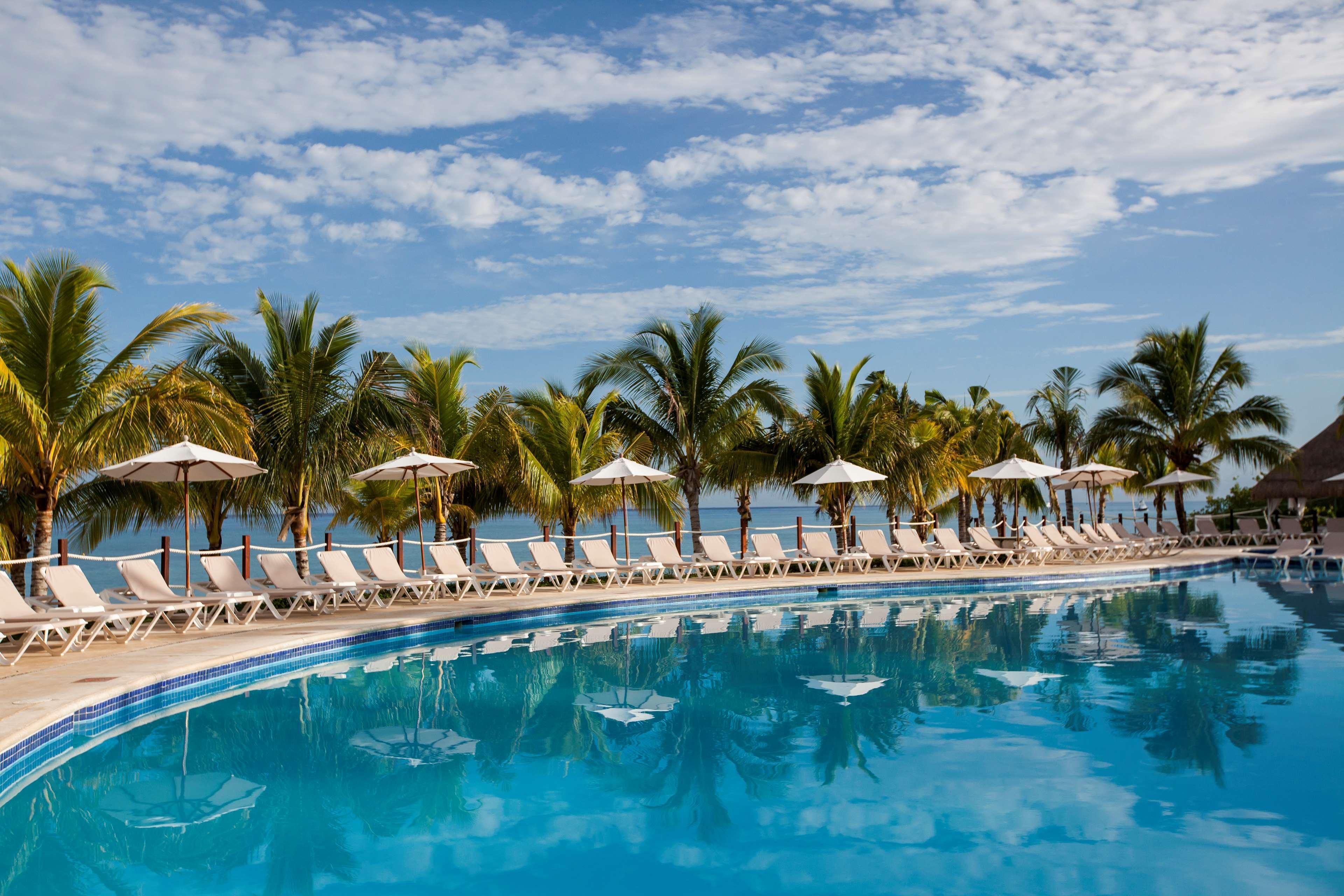 Occidental Cozumel Hotel Exterior photo